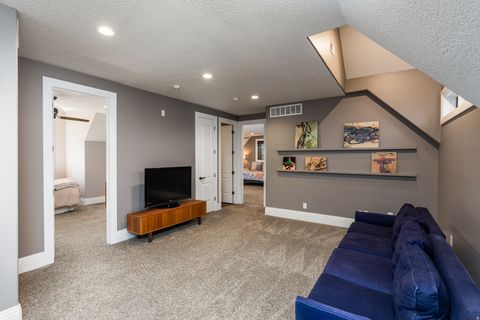 Tiny photo for 2751 E 4430 S, Holladay, UT 84124 (MLS # 2148606)
