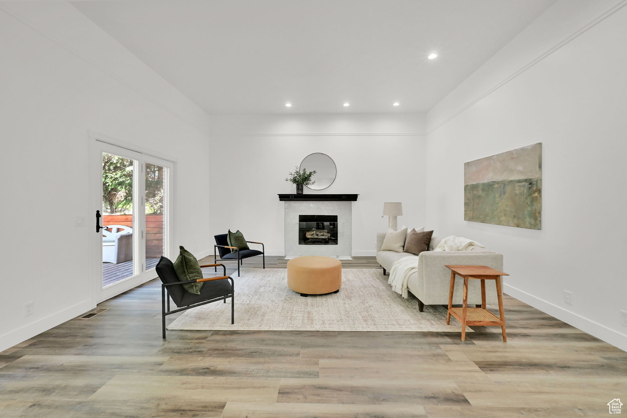 MOUNTAIN MEADOWS - Residential