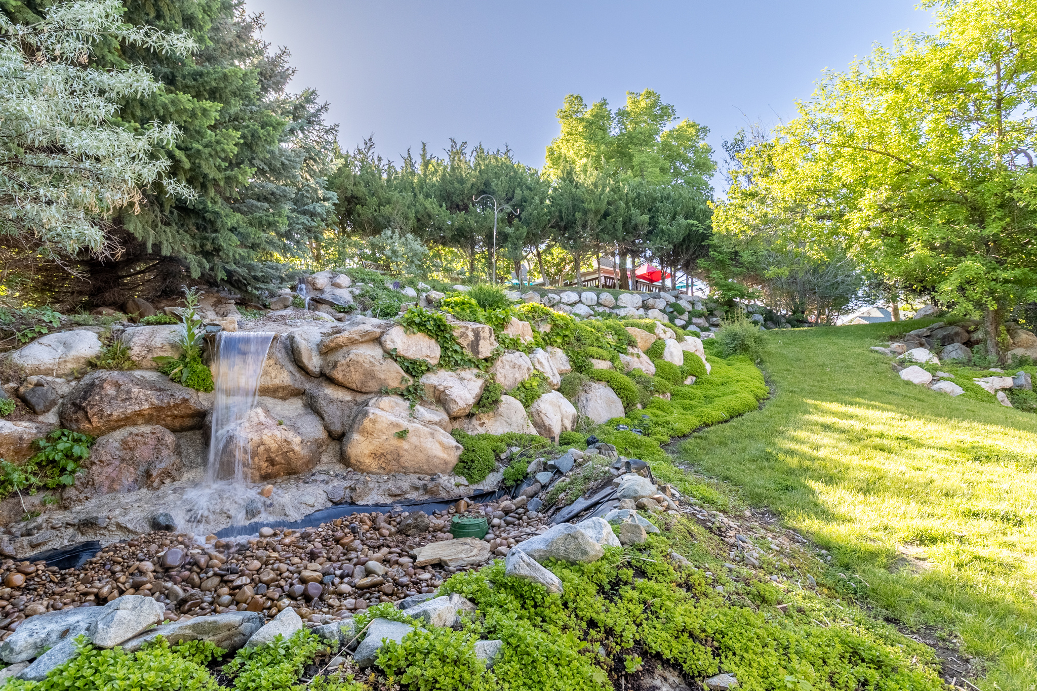 MOUNTAIN MEADOWS - Residential