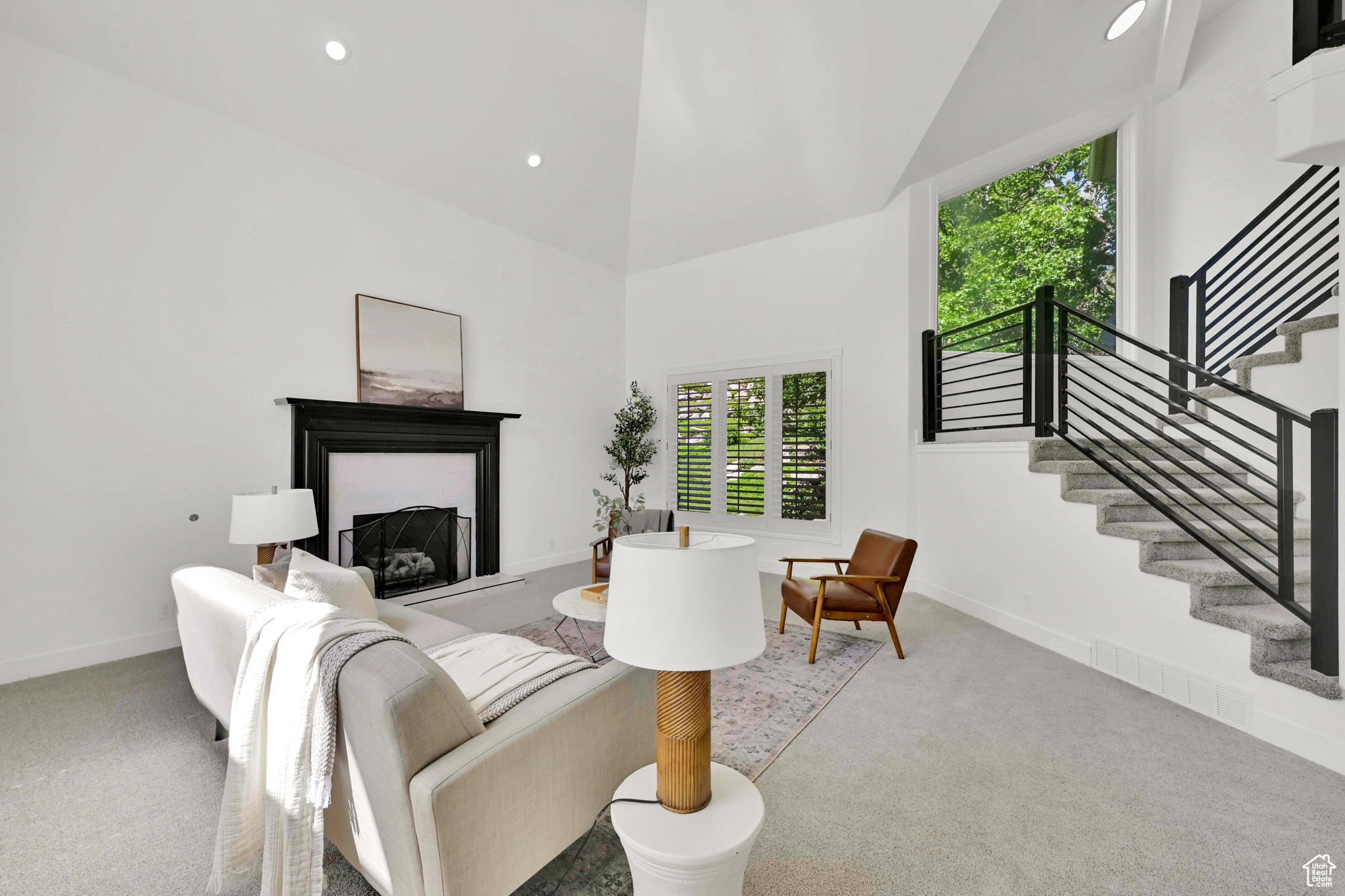 MOUNTAIN MEADOWS - Residential