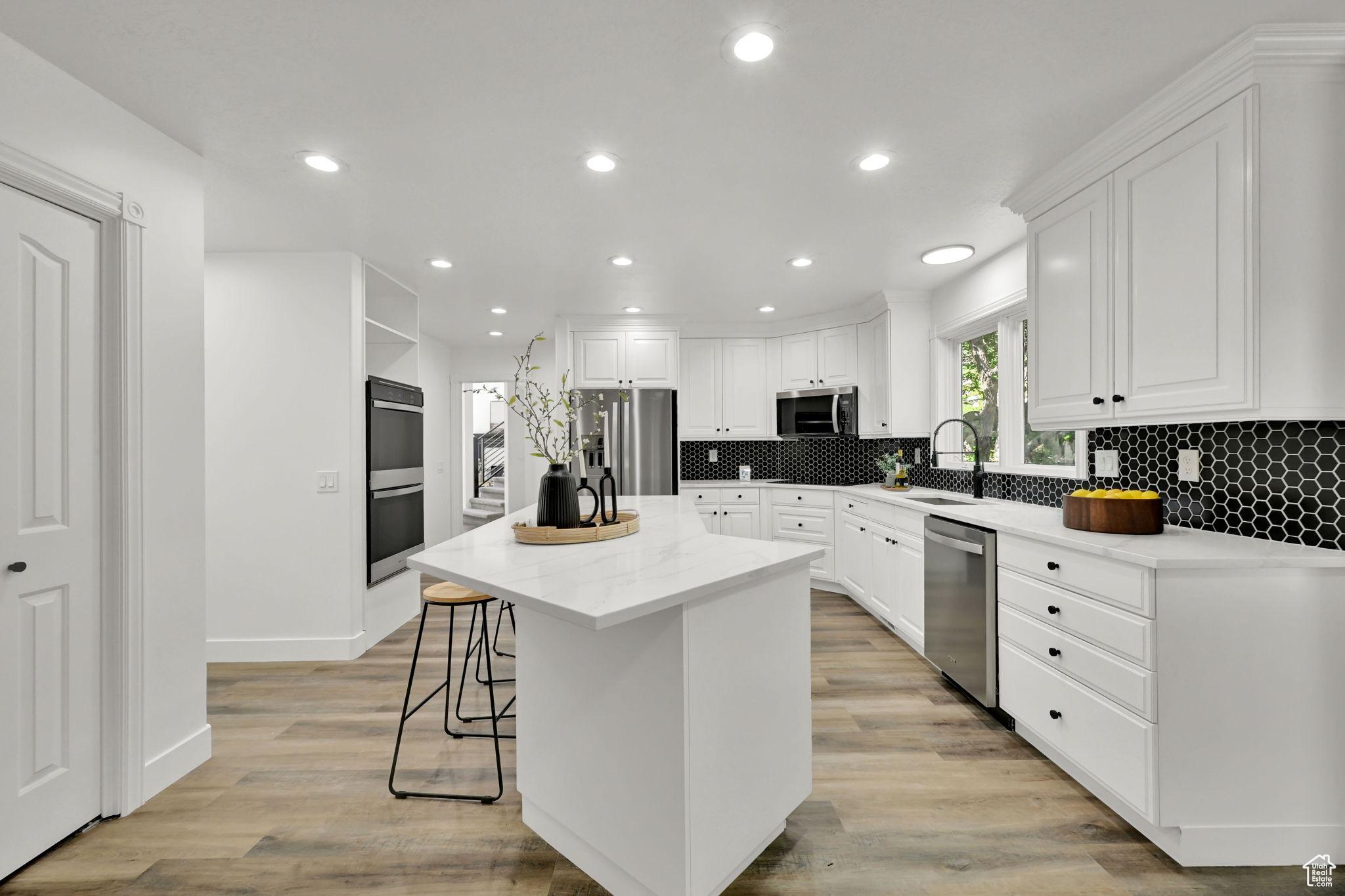 MOUNTAIN MEADOWS - Residential