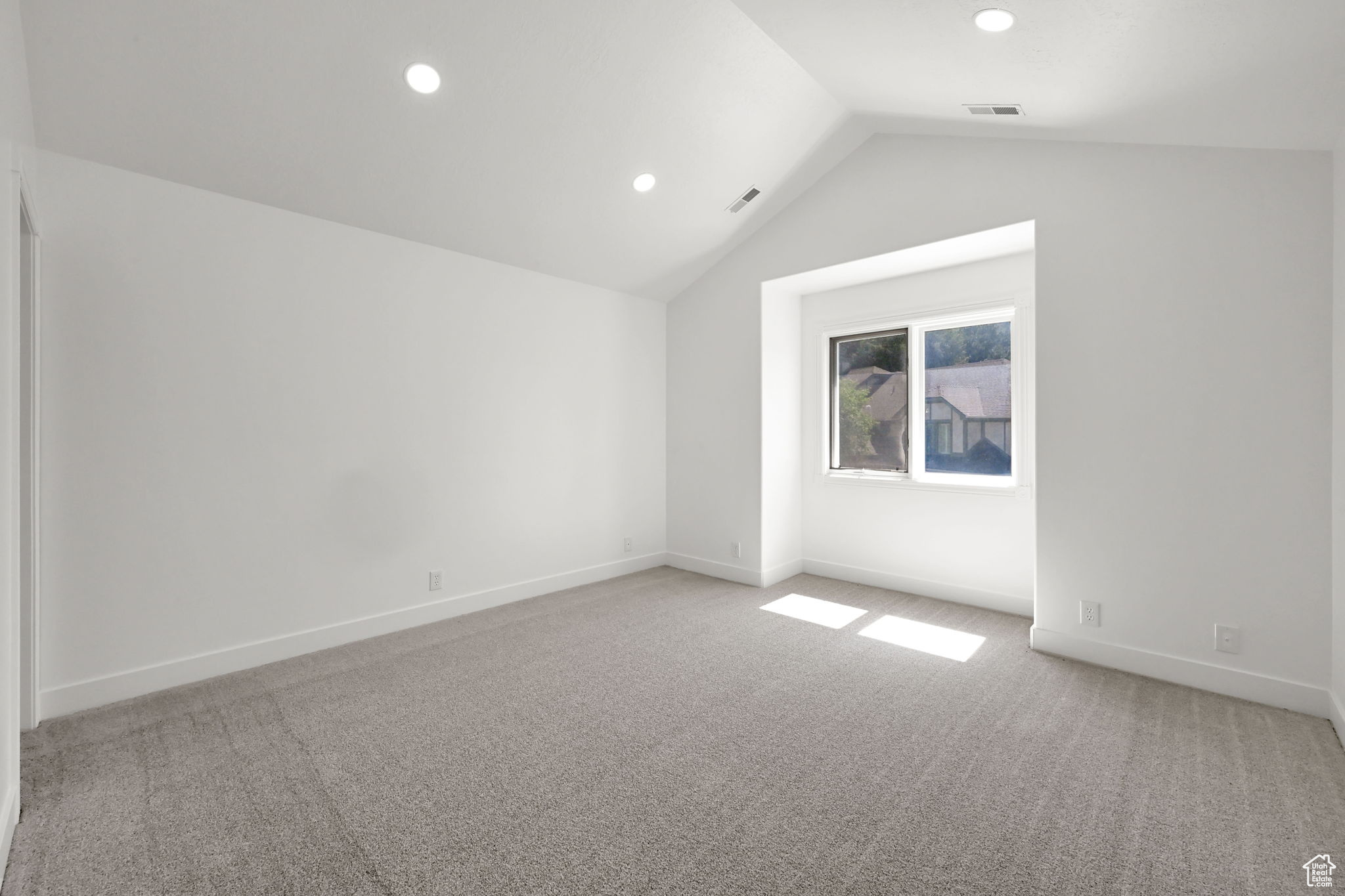 MOUNTAIN MEADOWS - Residential