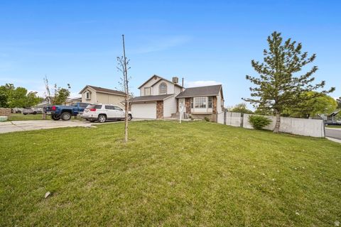 Tiny photo for 4532 W 4065 S, Salt Lake City, UT 84120 (MLS # 2126434)