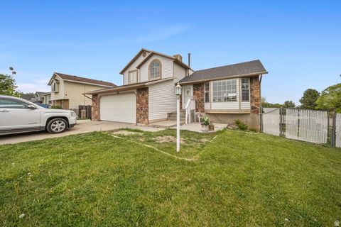 Photo of 4532 W 4065 S, Salt Lake City, UT 84120 (MLS # 2126434)