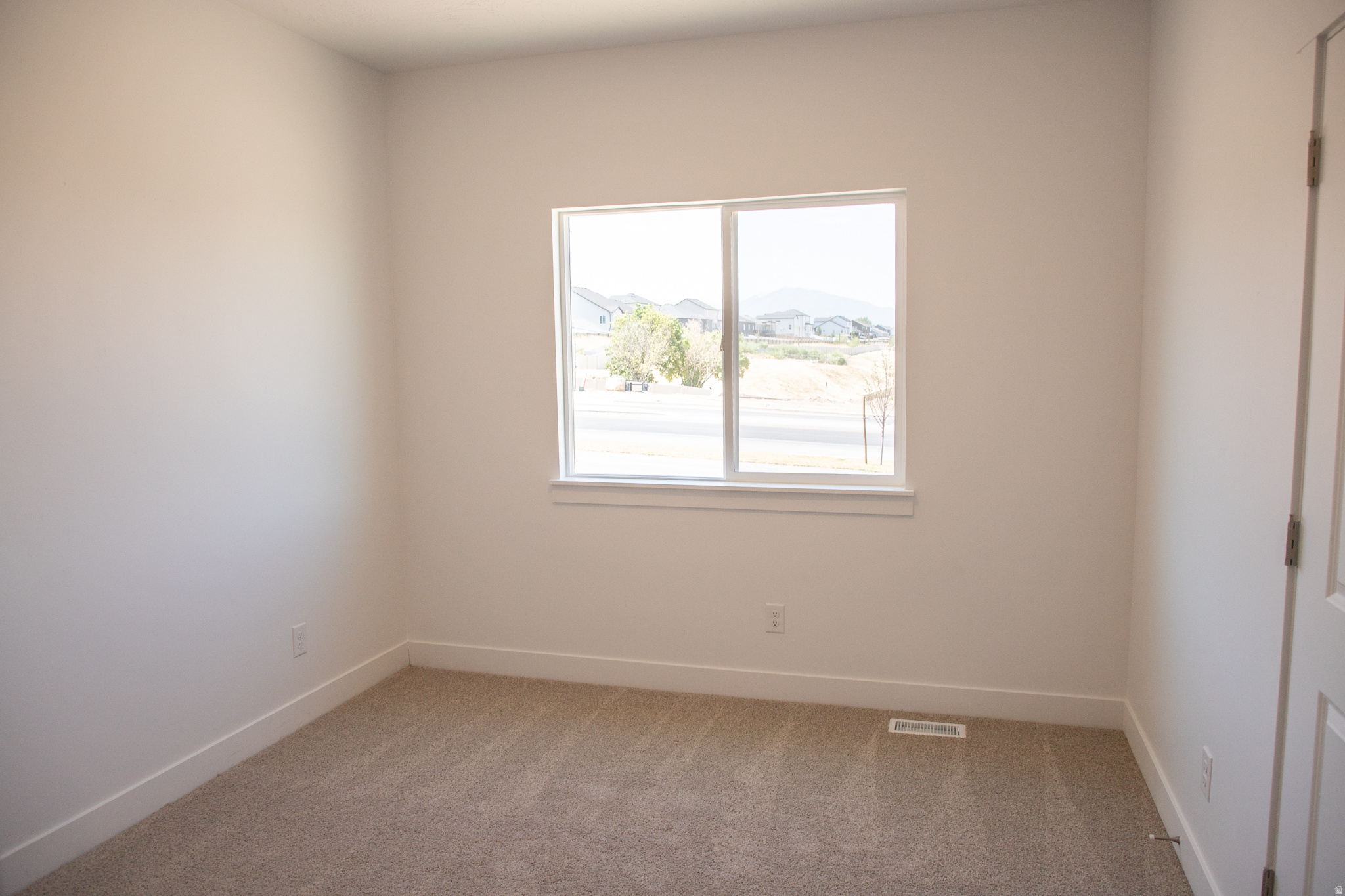 MEADOW CREEK RIDGE - Residential