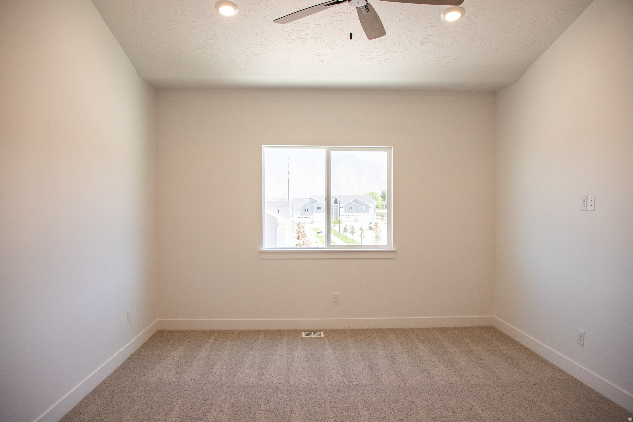 MEADOW CREEK RIDGE - Residential