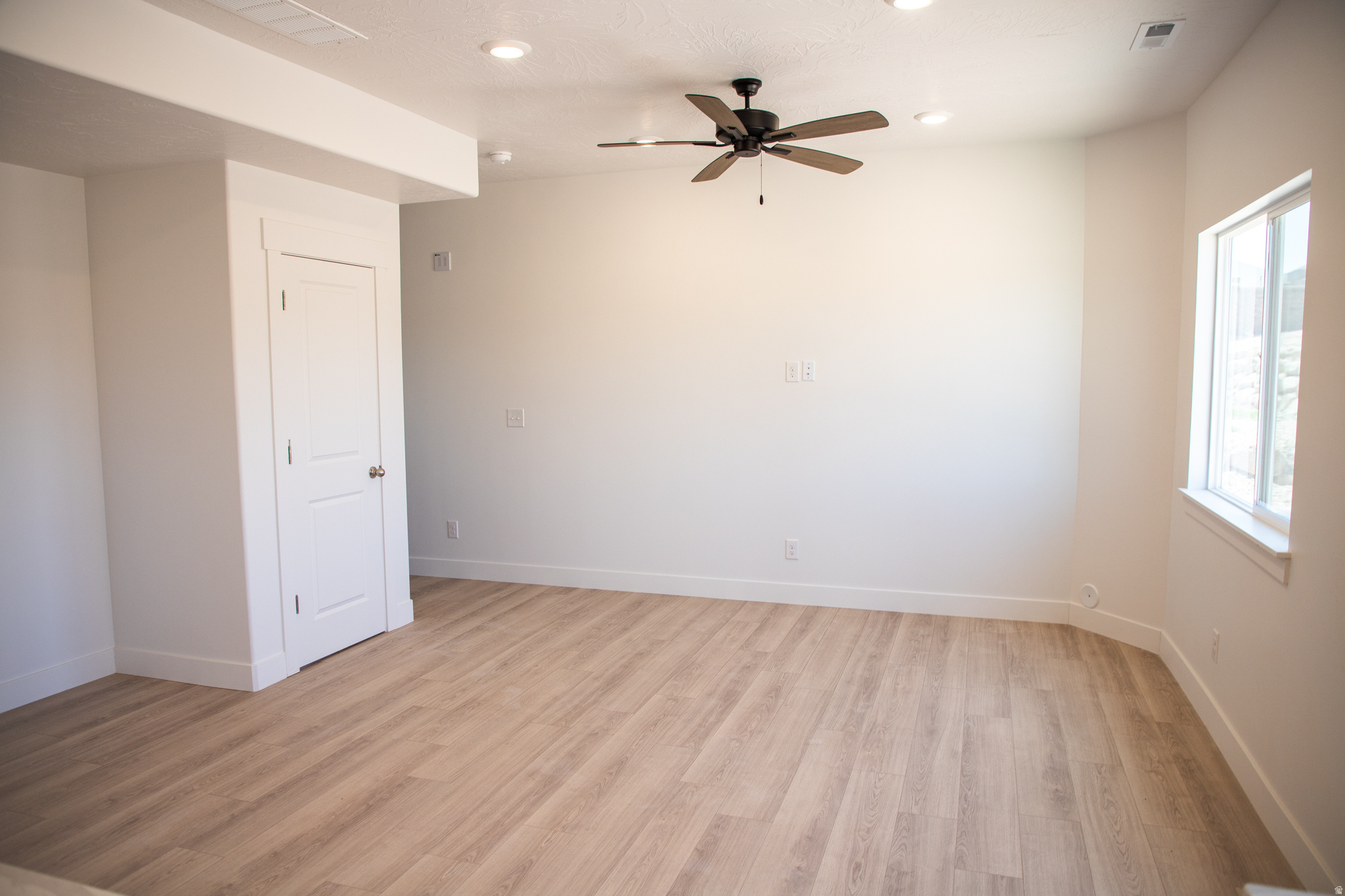 MEADOW CREEK RIDGE - Residential