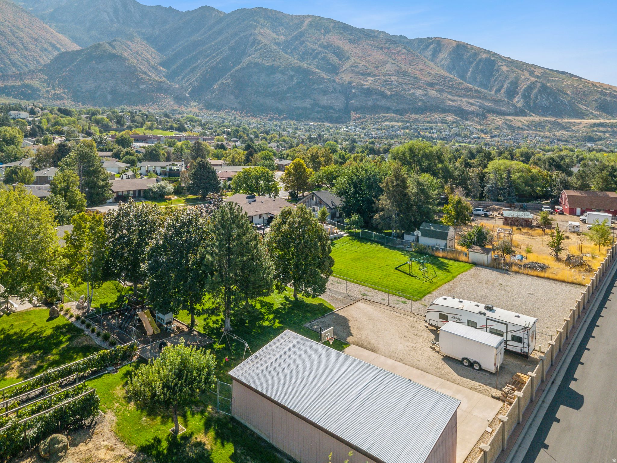 WILLOW CREEK MESA - Residential