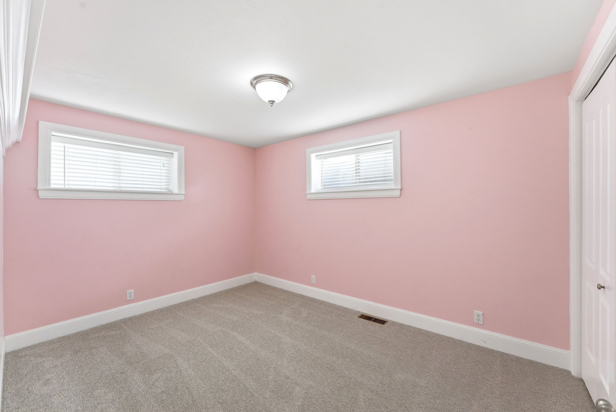 WILLOW CREEK MESA - Residential