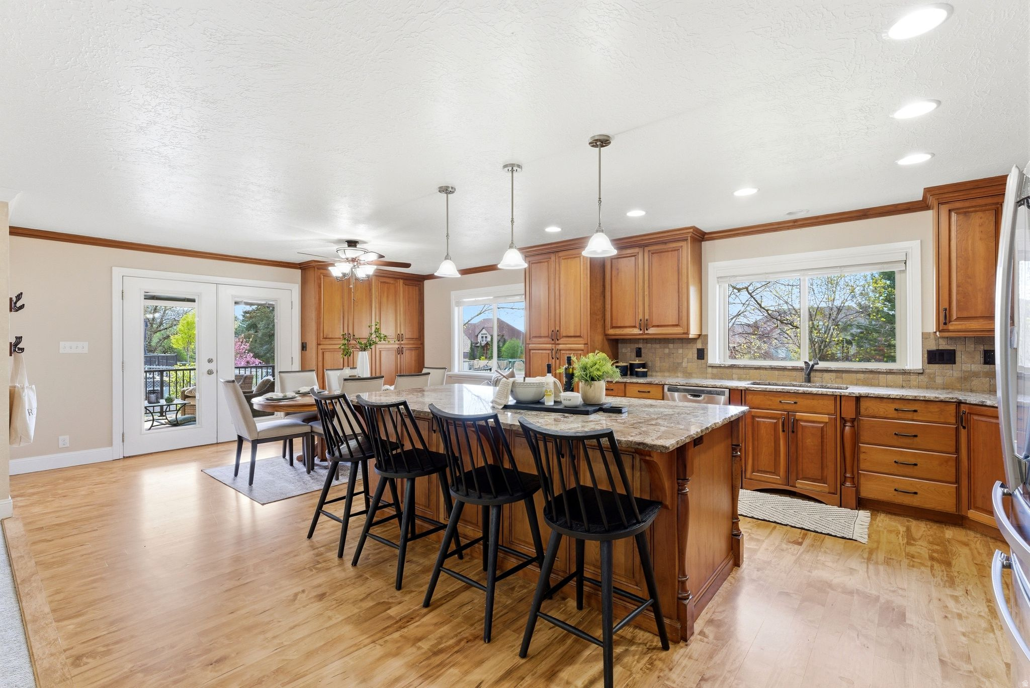 WILLOW CREEK MESA - Residential