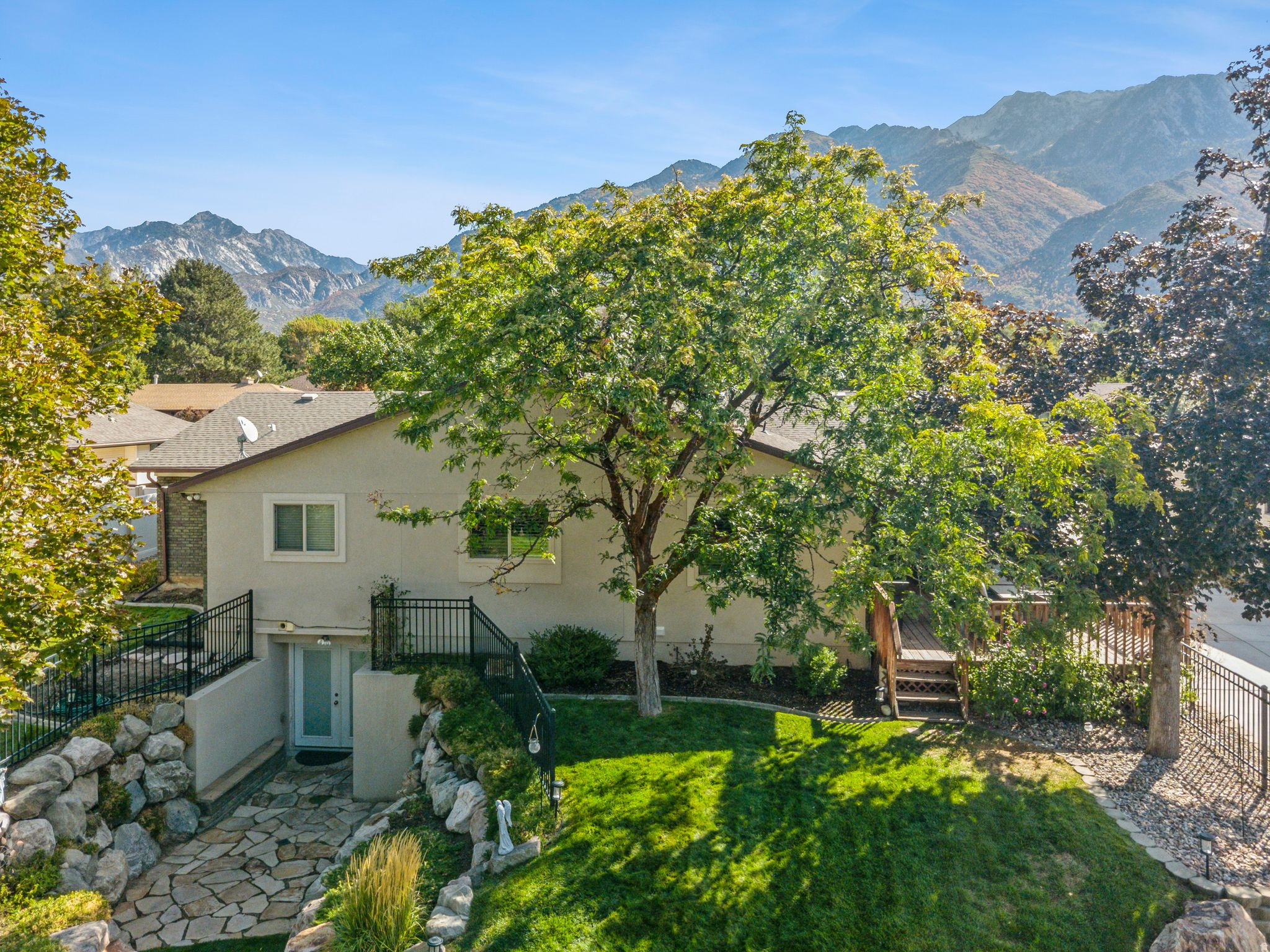 WILLOW CREEK MESA - Residential