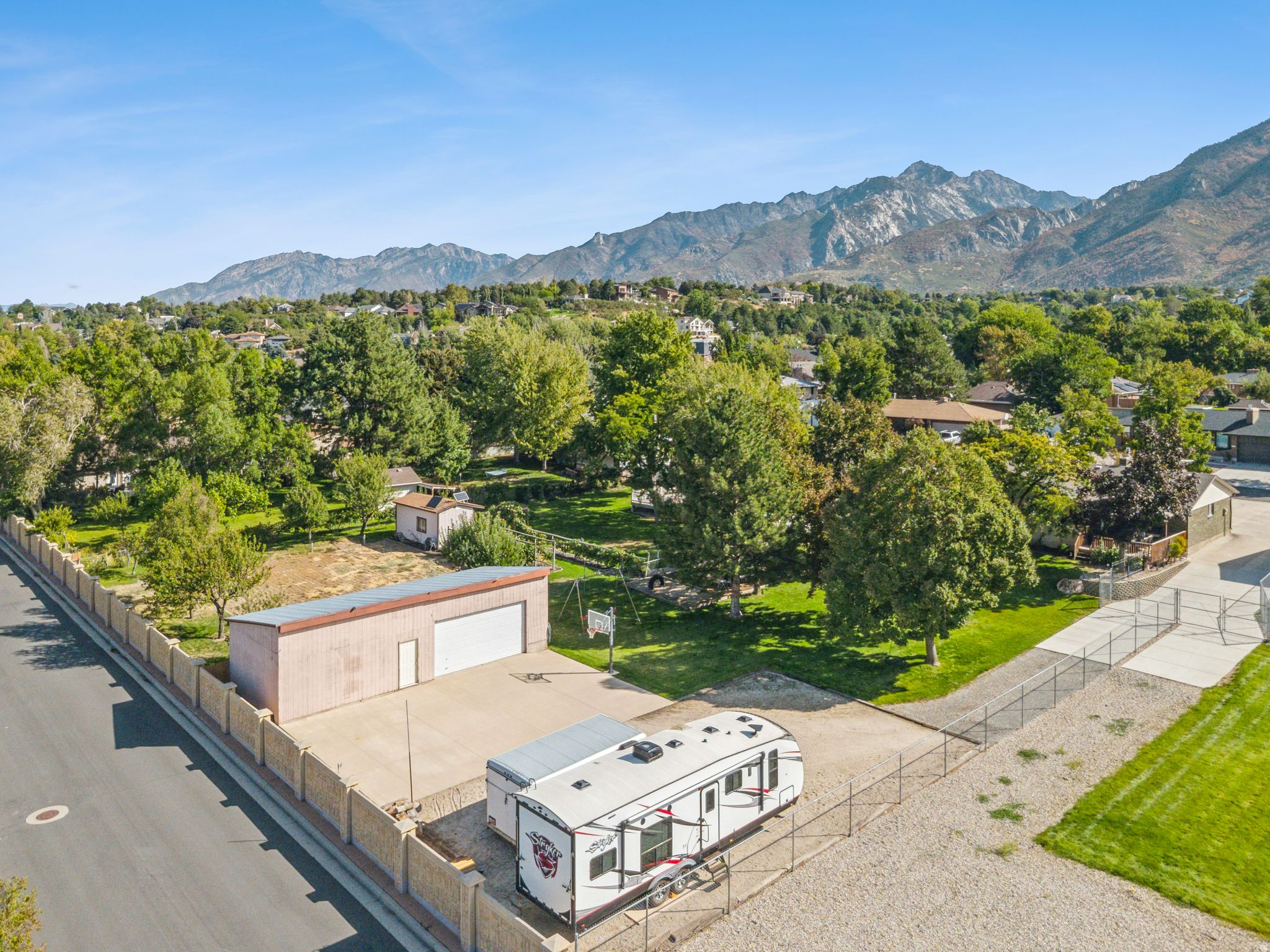 WILLOW CREEK MESA - Residential