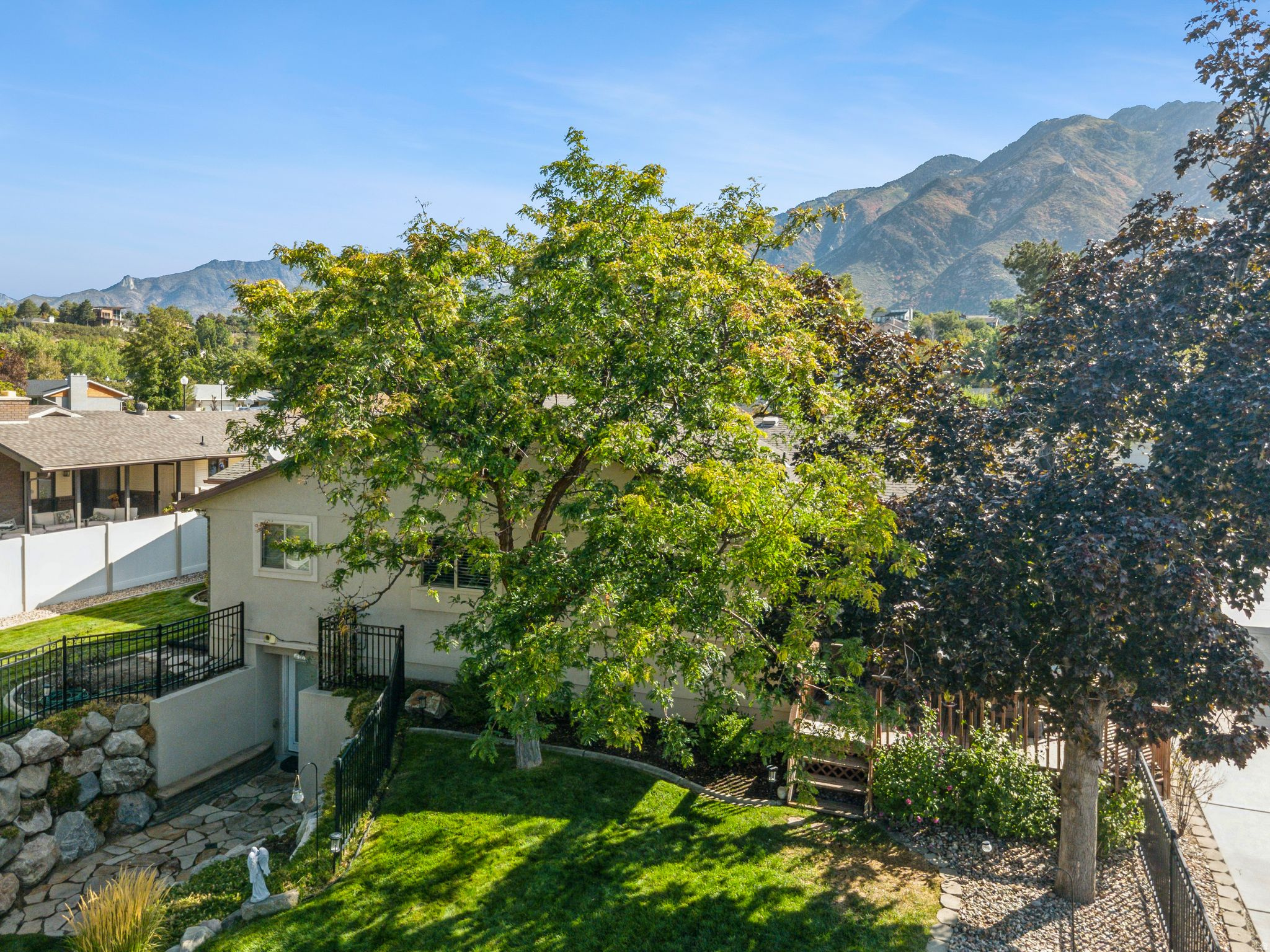 WILLOW CREEK MESA - Residential