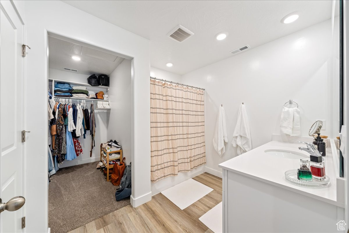 STARR SPRINGS AT LONG VALLEY 3 - Residential