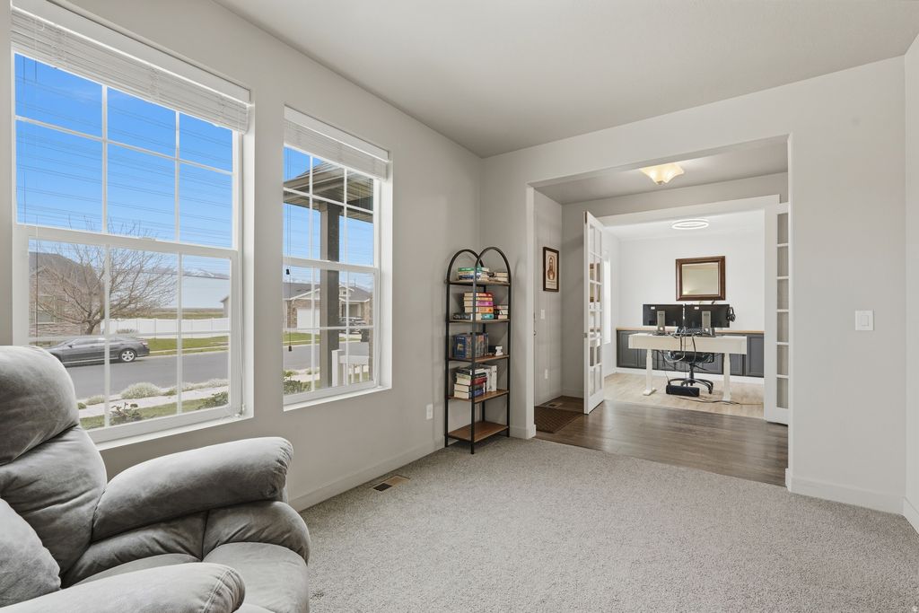 Photo of 534 S 1350 W, Syracuse, UT 84075 (MLS # 2152668)