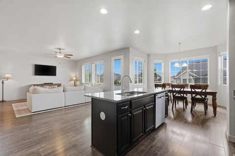 Tiny photo for 534 S 1350 W, Syracuse, UT 84075 (MLS # 2152668)