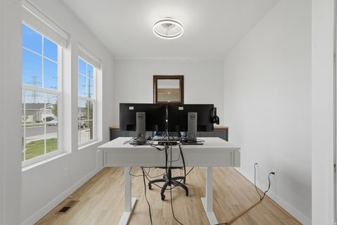 Tiny photo for 534 S 1350 W, Syracuse, UT 84075 (MLS # 2152668)
