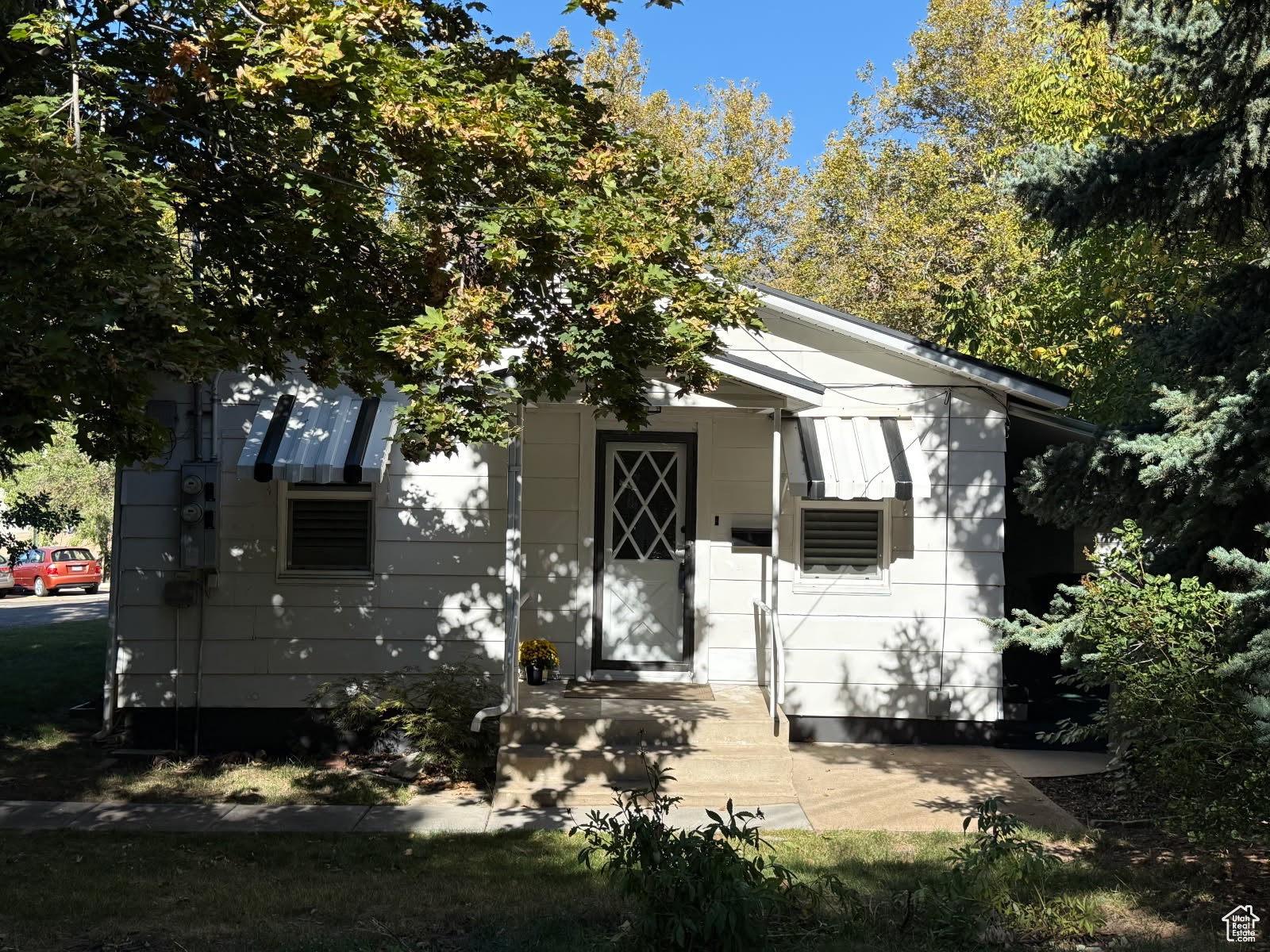 GRANDVIEW ACRES - Residential