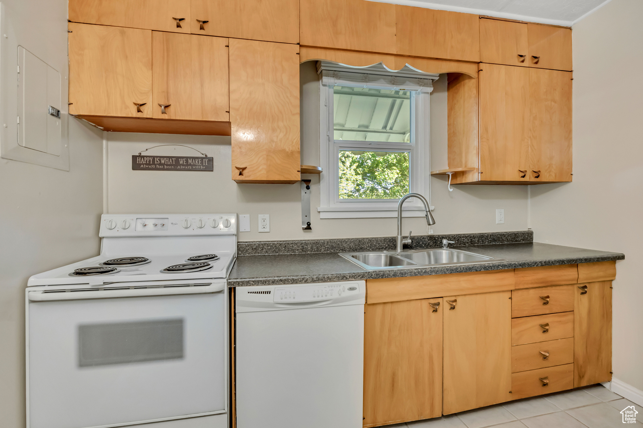 GRANDVIEW ACRES - Residential