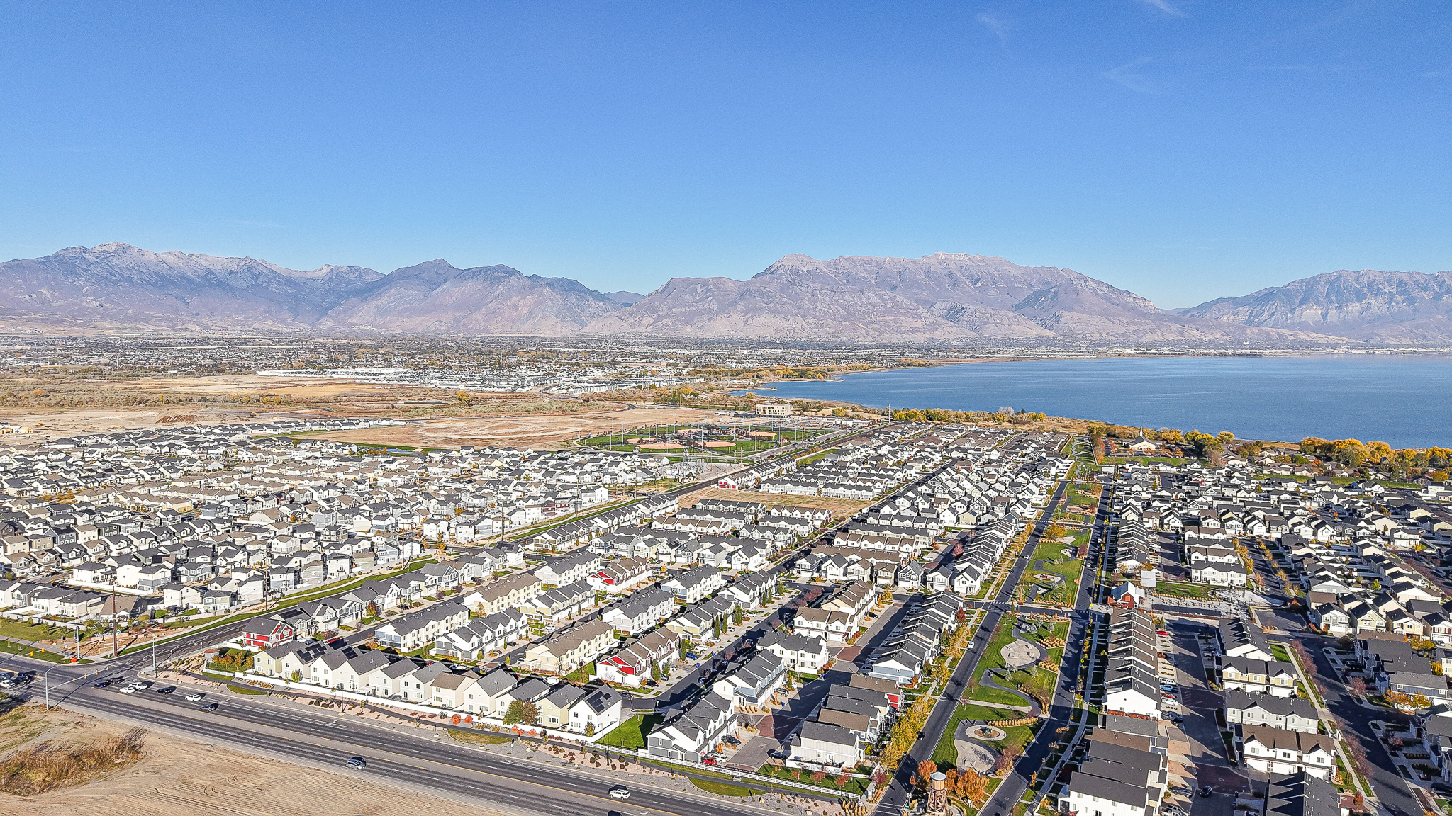 LEGACY FARMS - Residential