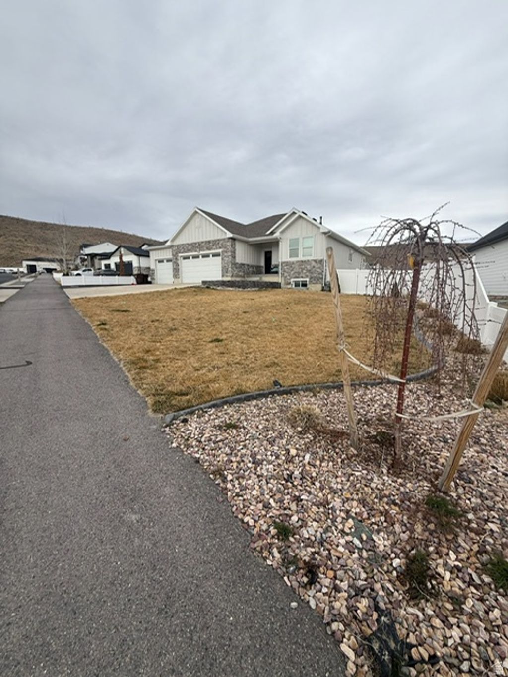 Photo of 9888 N ELKHORN RD, Eagle Mountain, UT 84005 (MLS # 2140427)