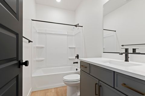 Tiny photo for 1117 W MAHOGANY ST, Saratoga Springs, UT 84045 (MLS # 2124088)