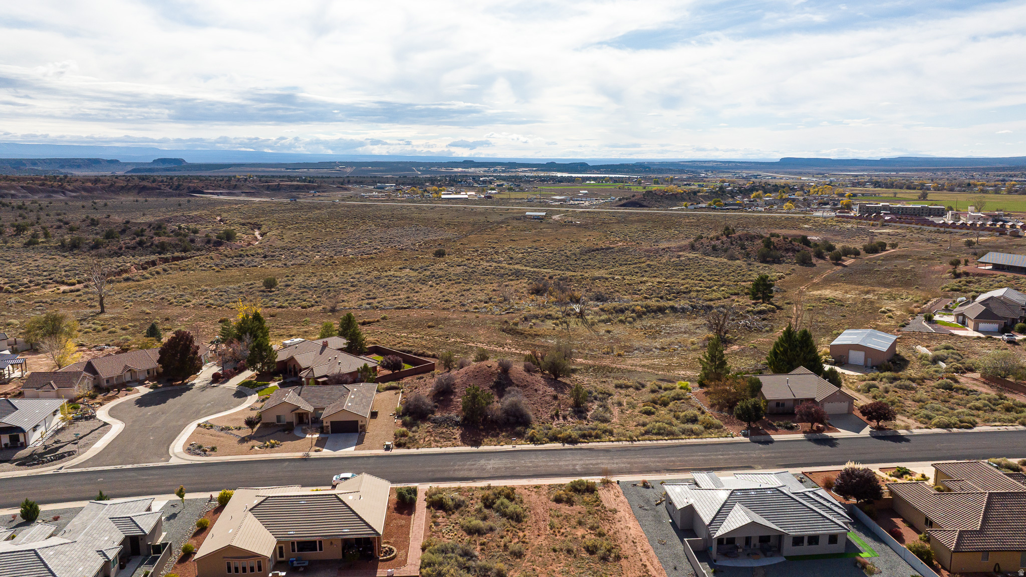 GOLDEN CIRCLE ESTATES SUBDIVISION - Land