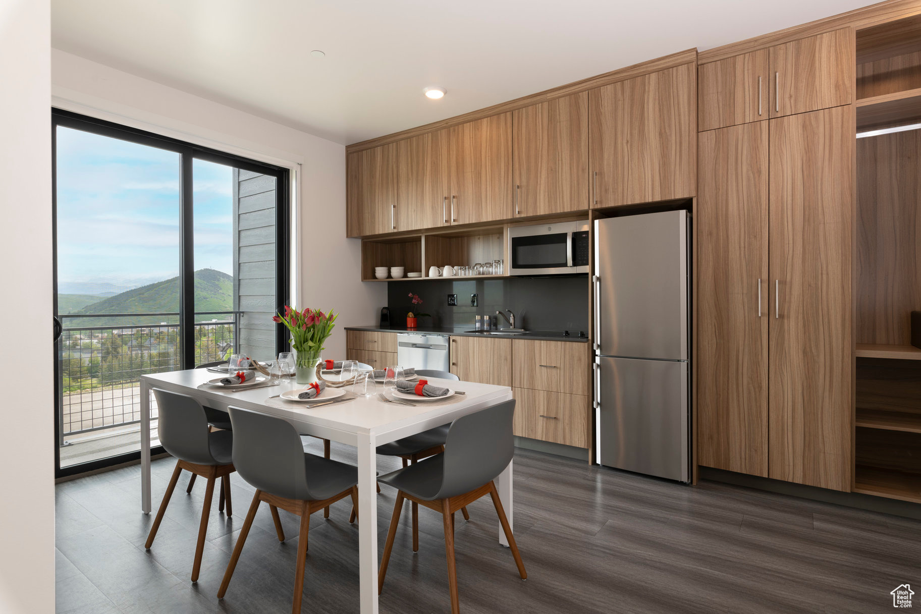 CANYON HAUS/YOTELPAD - Residential