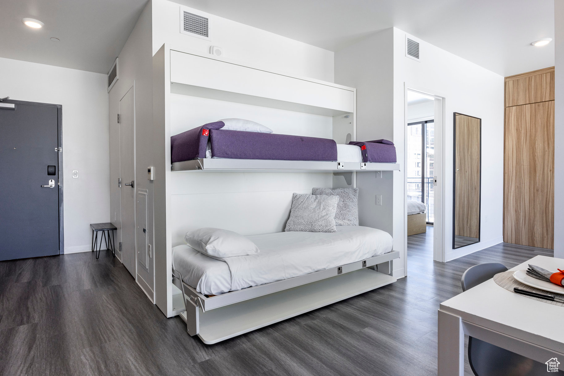 CANYON HAUS/YOTELPAD - Residential