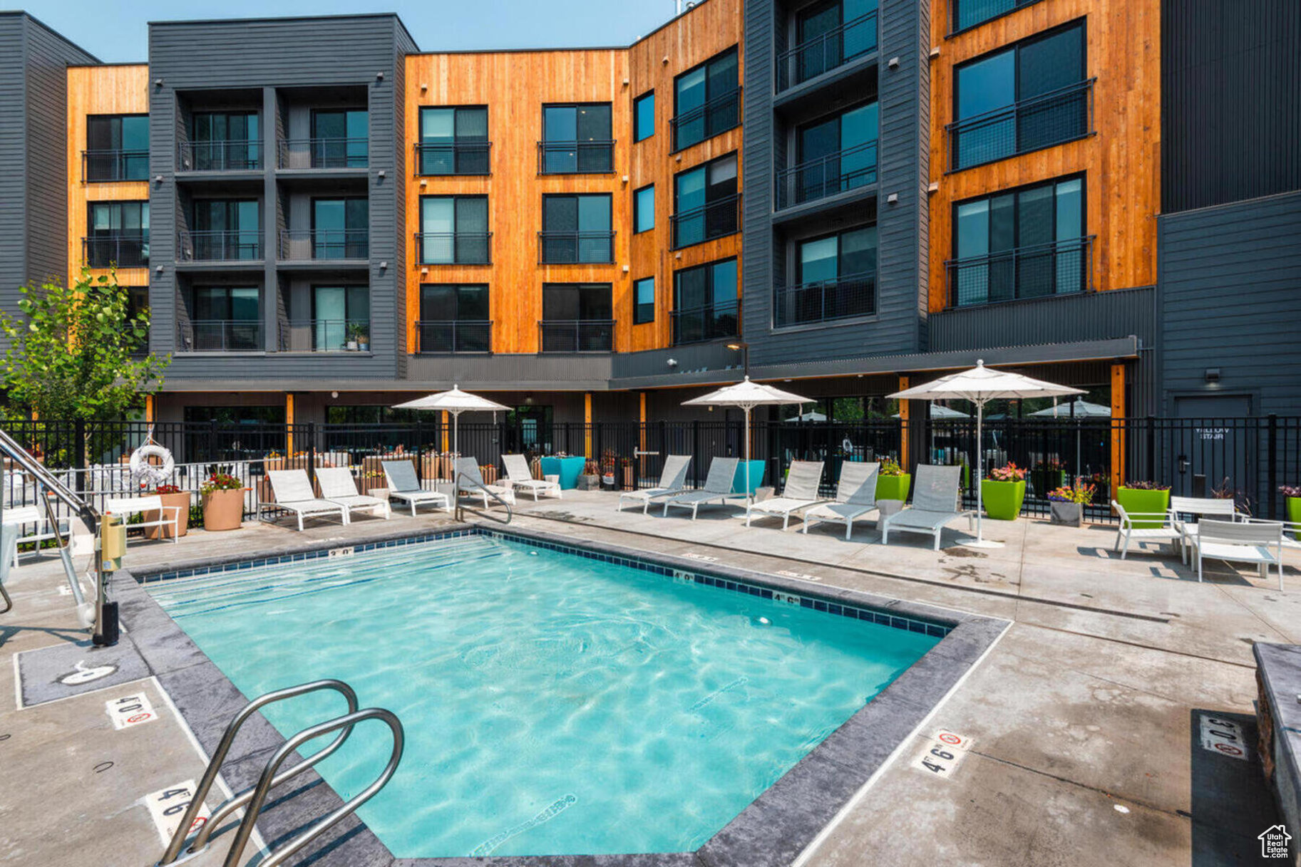 CANYON HAUS/YOTELPAD - Residential