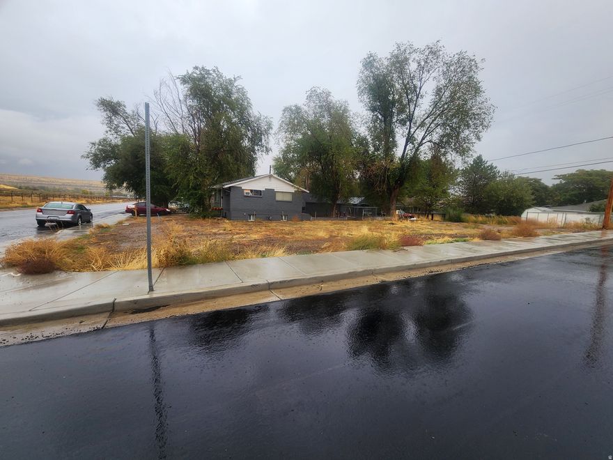 One of the best value lots in all of Salt Lake County, ready for your next build. Utilities have already been brought to the lot, saving time and upfront costs, and the property features new sidewalks, curb, and gutter already in place. Whether you are looking to build a primary residence or an investment property, this lot offers a great opportunity with much of the groundwork already completed. Come take advantage of this ready to go homesite in Magna and start building your vision today.