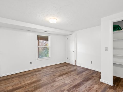 Tiny photo for 399 E 3350 N, North Ogden, UT 84414 (MLS # 2122870)