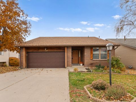 Photo of 399 E 3350 N, North Ogden, UT 84414 (MLS # 2122870)
