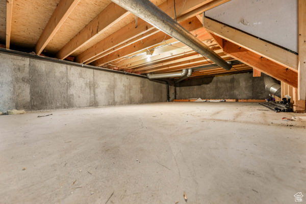 SHADOW RUN ESTATES - Residential