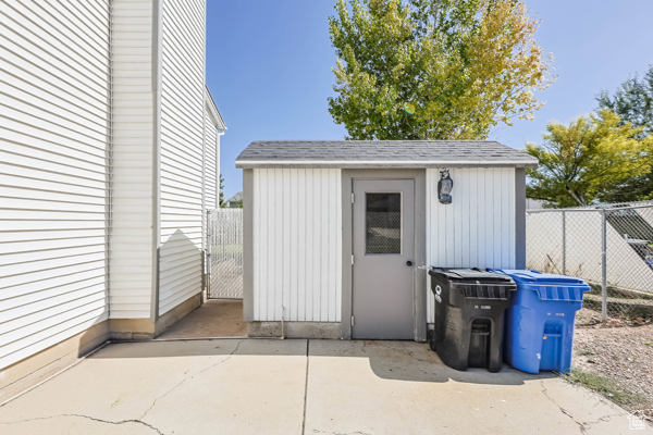 SHADOW RUN ESTATES - Residential