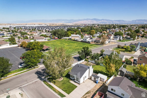 SHADOW RUN ESTATES - Residential