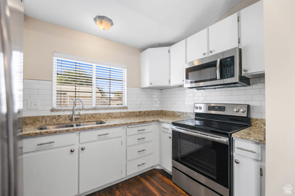 SHADOW RUN ESTATES - Residential
