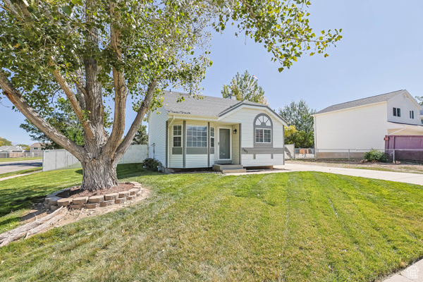 SHADOW RUN ESTATES - Residential