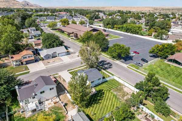 SHADOW RUN ESTATES - Residential