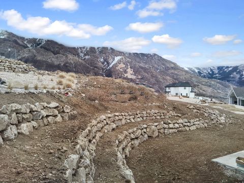 Tiny photo for 4094 N JACKSON AVE, North Ogden, UT 84414 (MLS # 2136655)