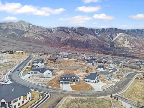 Tiny photo for 4094 N JACKSON AVE, North Ogden, UT 84414 (MLS # 2136655)