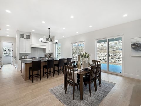 Tiny photo for 4094 N JACKSON AVE, North Ogden, UT 84414 (MLS # 2136655)