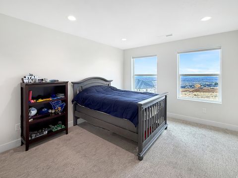 Tiny photo for 4094 N JACKSON AVE, North Ogden, UT 84414 (MLS # 2136655)