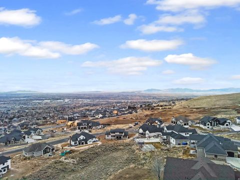 Tiny photo for 4094 N JACKSON AVE, North Ogden, UT 84414 (MLS # 2136655)