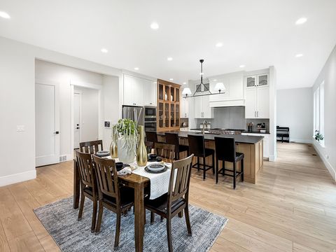 Tiny photo for 4094 N JACKSON AVE, North Ogden, UT 84414 (MLS # 2136655)