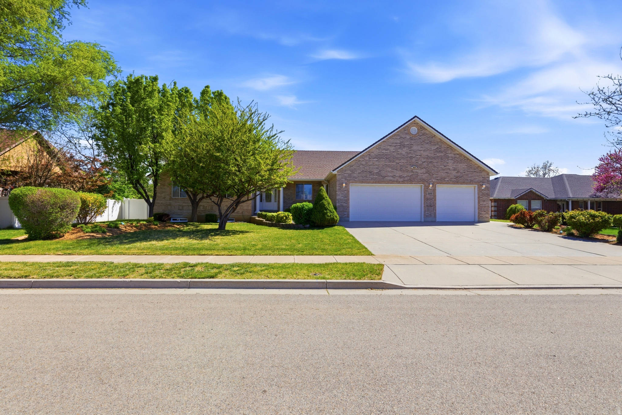 BROOKSHIRE - Residential