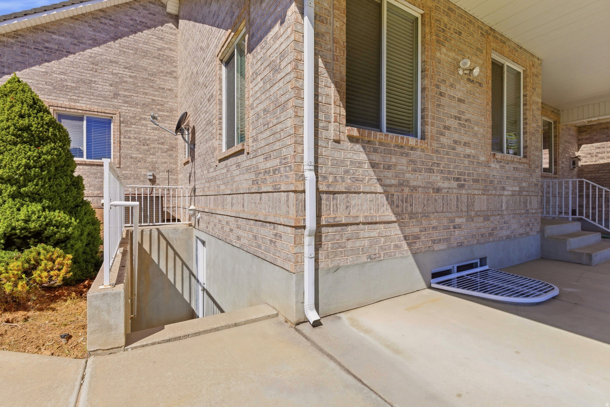 BROOKSHIRE - Residential