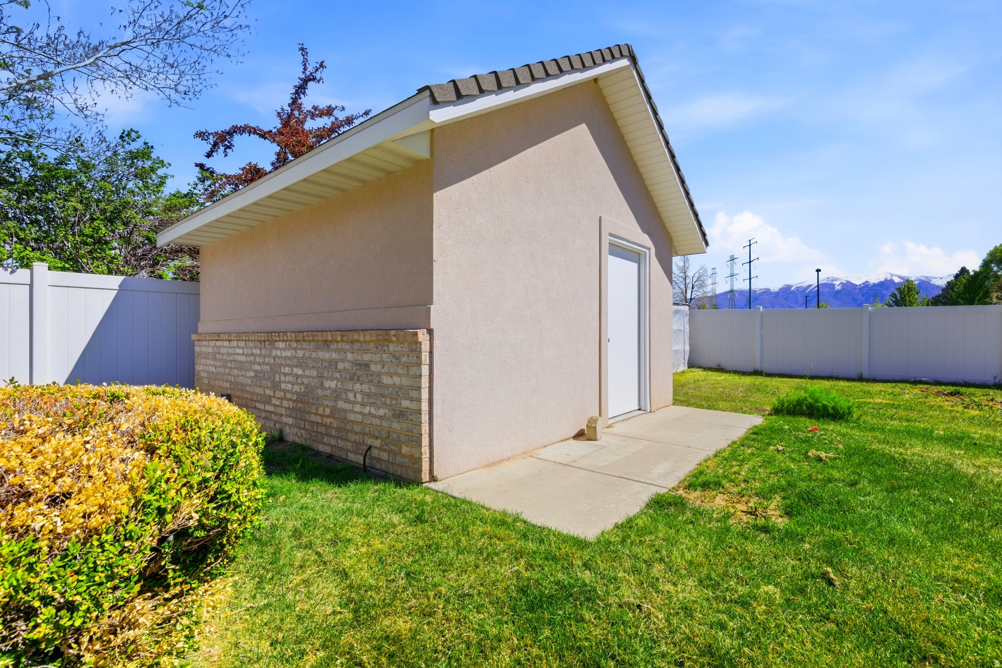 BROOKSHIRE - Residential