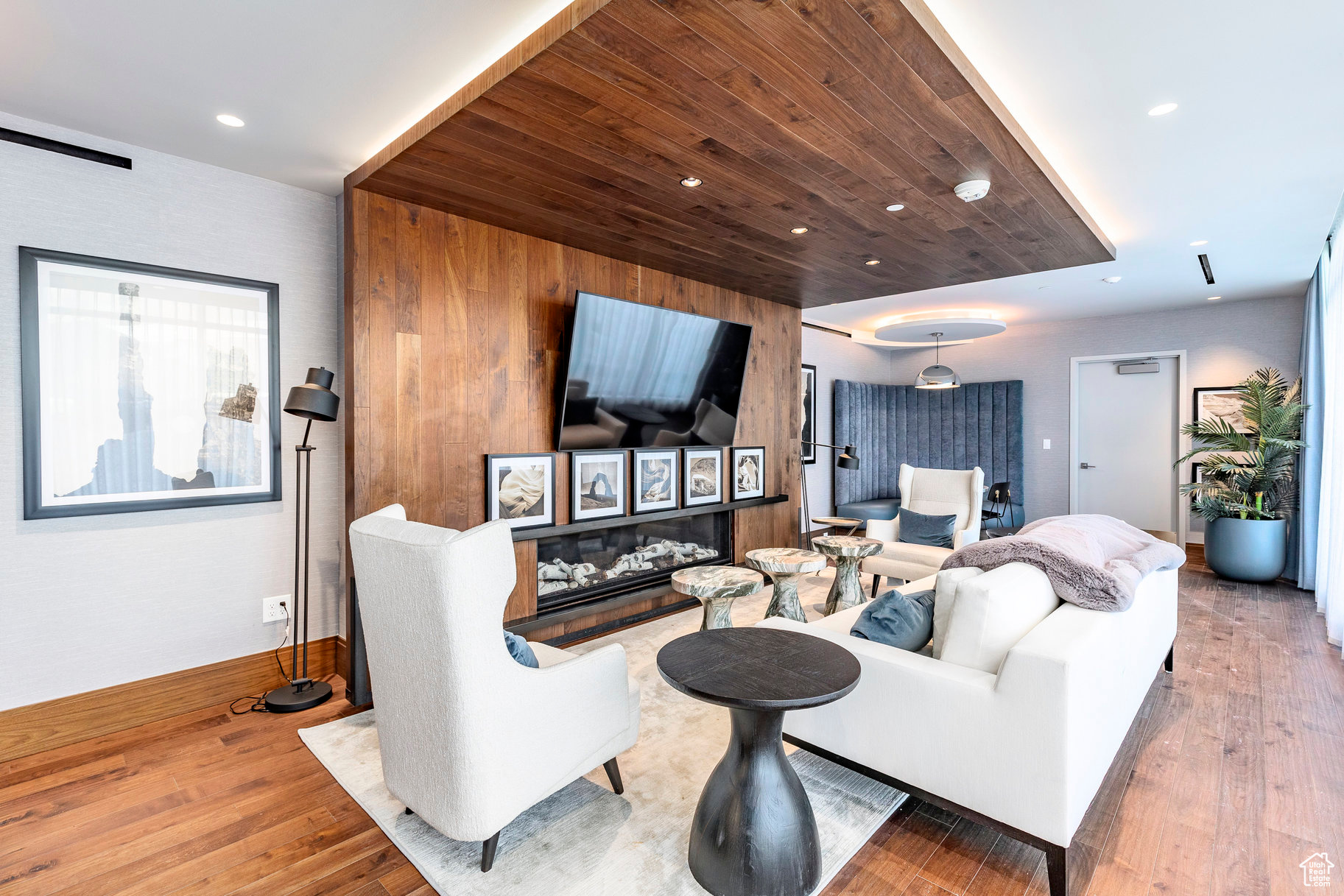 PIOCHE VILLAGE CONDO - Residential