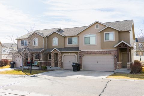 Photo of 1789 W 5050 S, Roy, UT 84067 (MLS # 2134864)